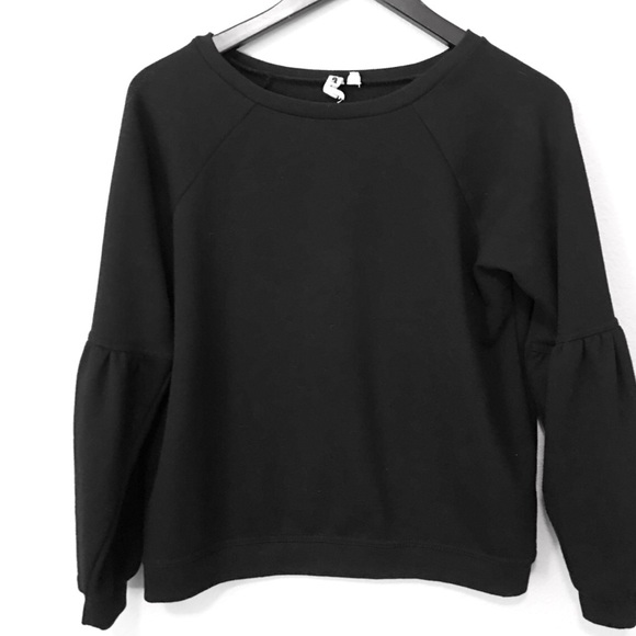 Cable & Gauge Tops Black Sweatshirt Puff Sleeves Poshmark